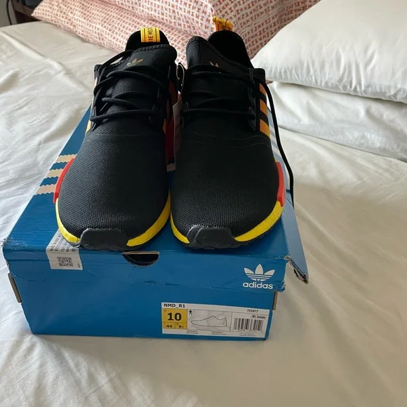 For men size 10 NWT